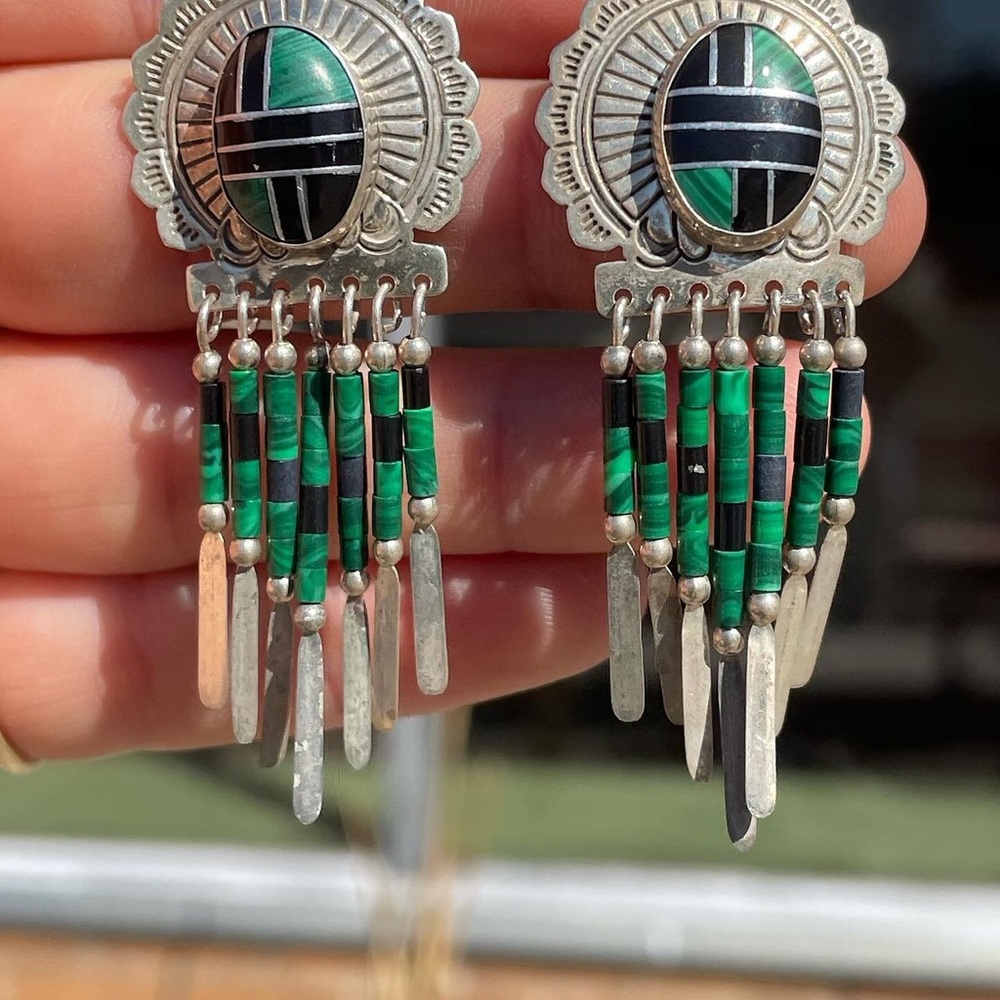 Black onyx & malachite gemstone {vintage} sterling silver dangle earrings